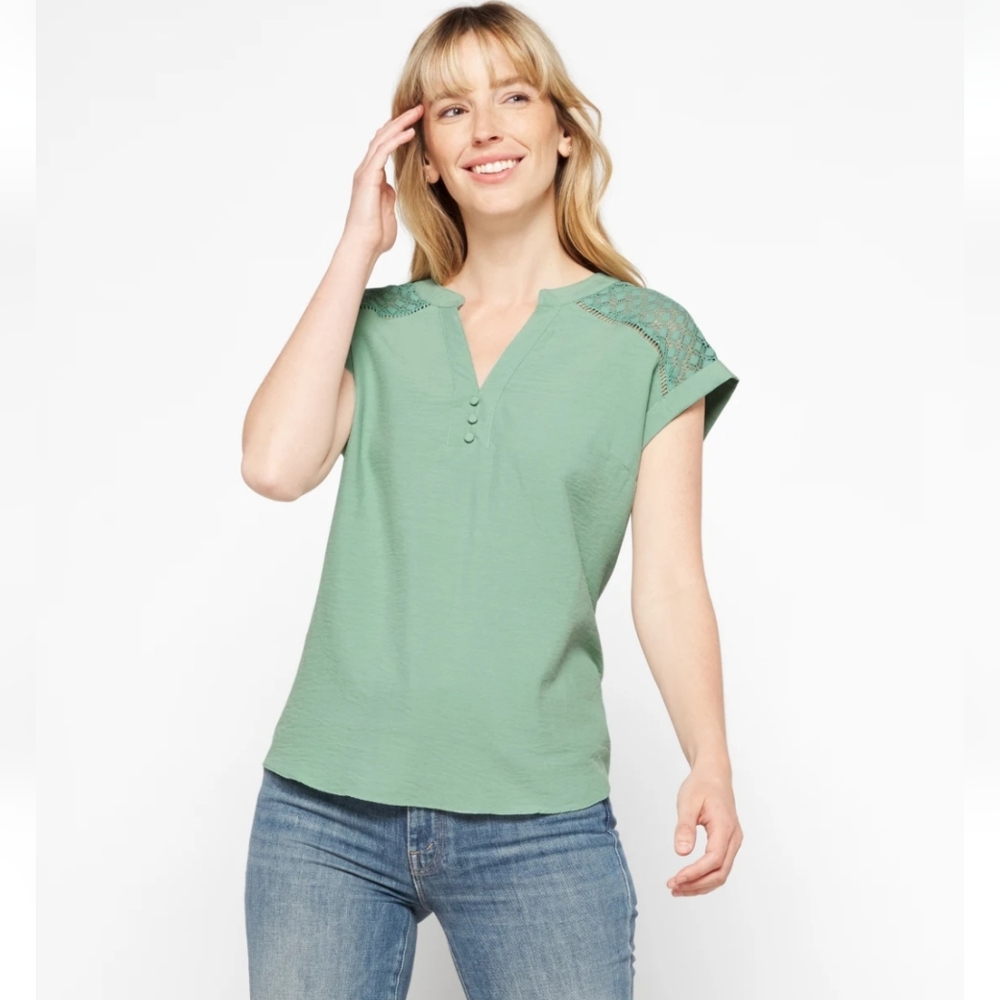 Light Green Women's Top with Lace Detail, S